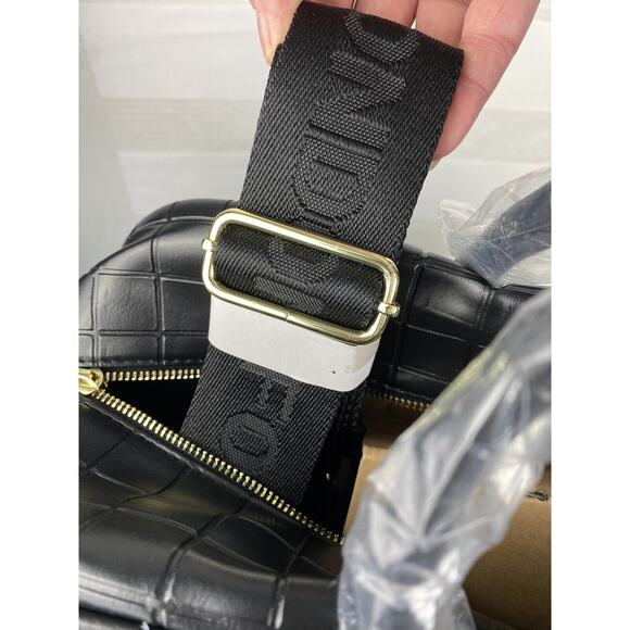 London Fog Brick Box Embossed Weekend Duffle Bag Tote Black Large 20”NWT - Picture 4 of 9